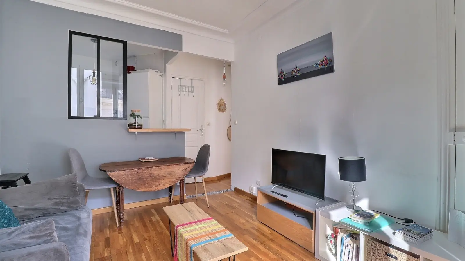 Flat Rue du Château Landon in Paris