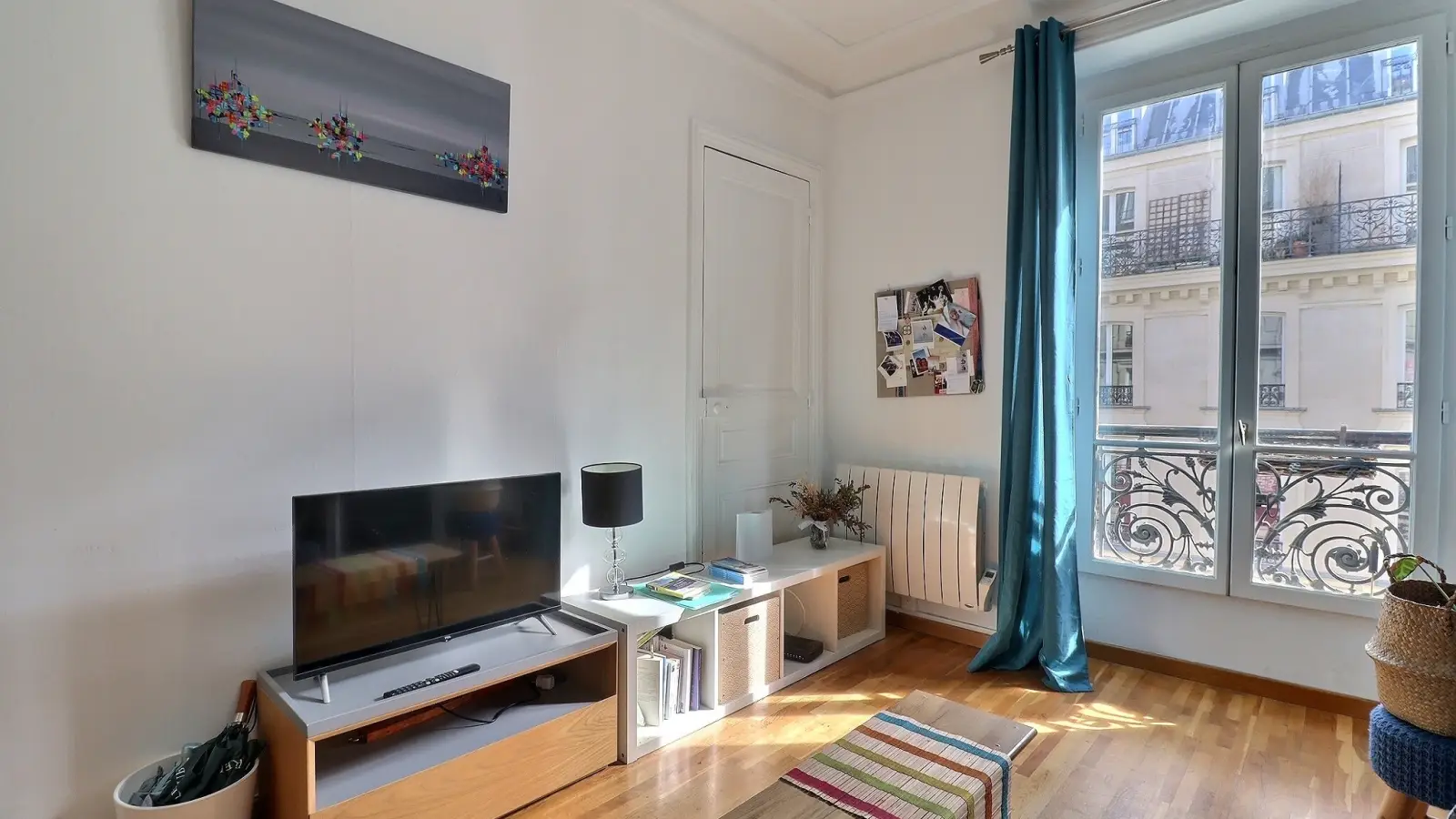 Flat Rue du Château Landon in Paris