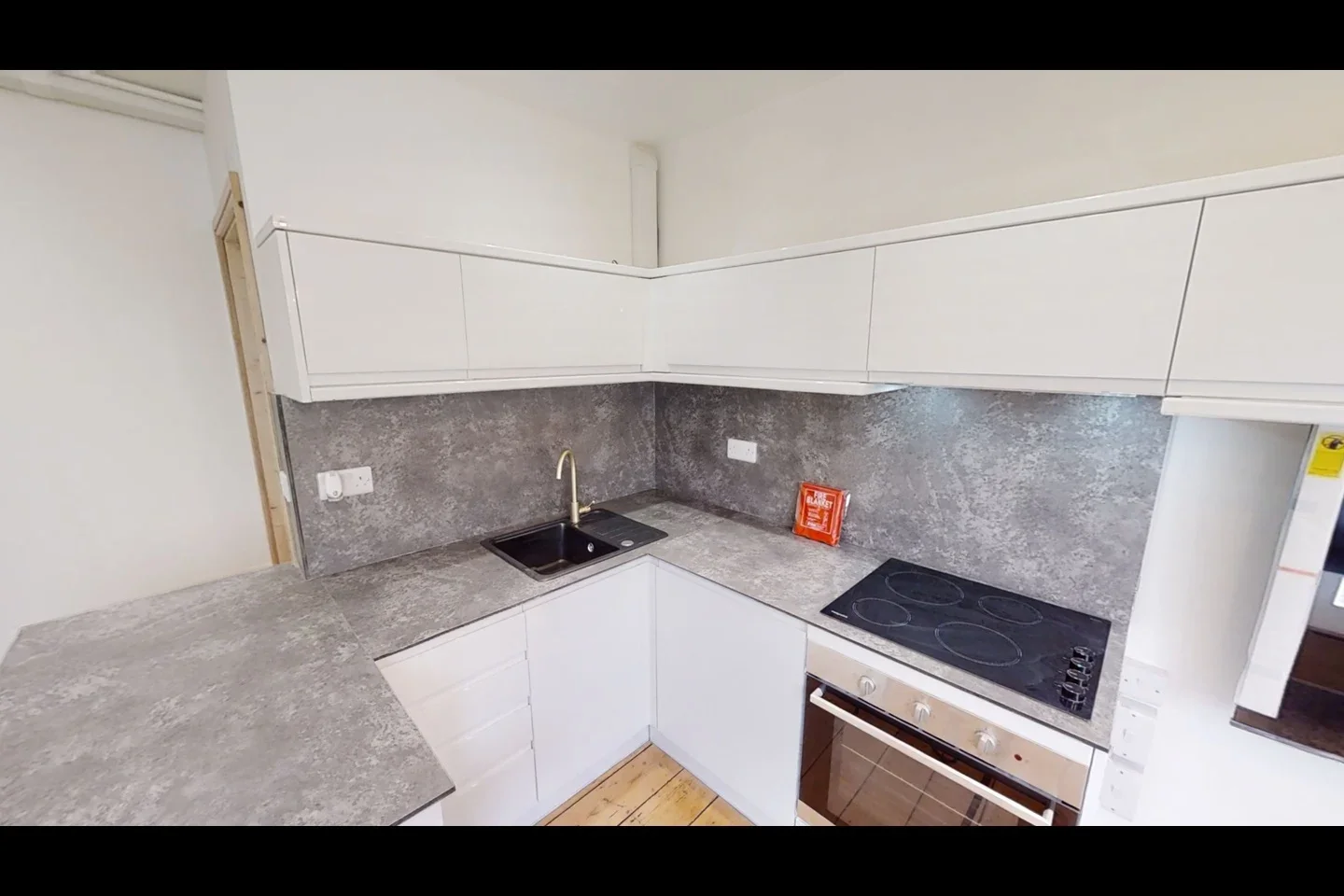 Flat Walliscote Road in Weston-super-Mare