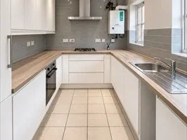 House Goodhall Close in Greater London