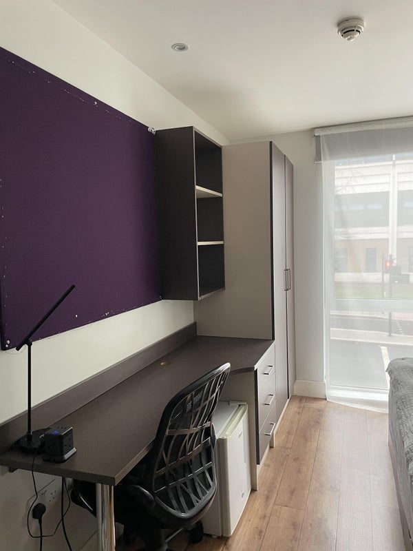 Room Penrhyn Road in Greater London
