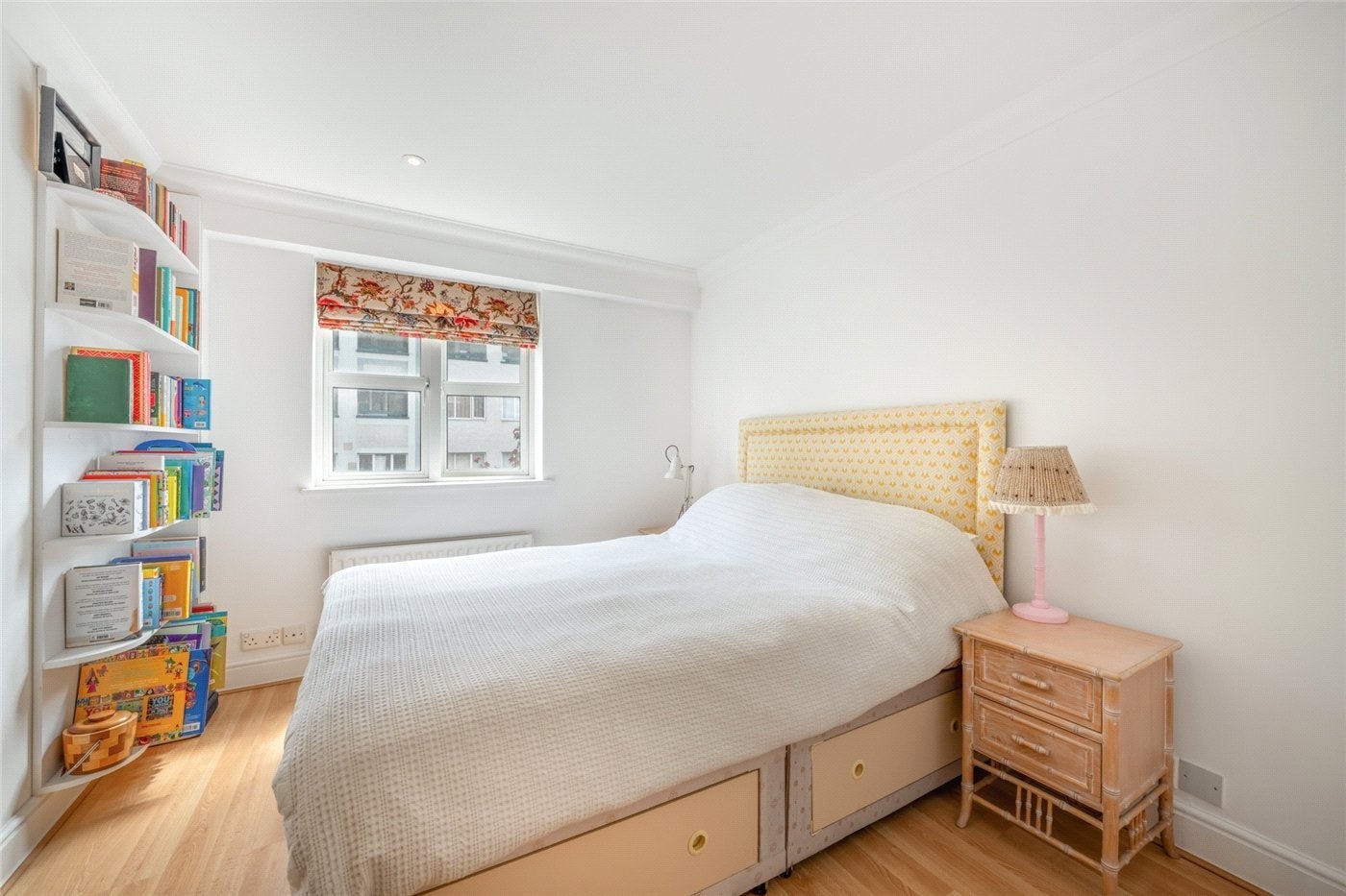Flat Lisson Grove in City of Westminster