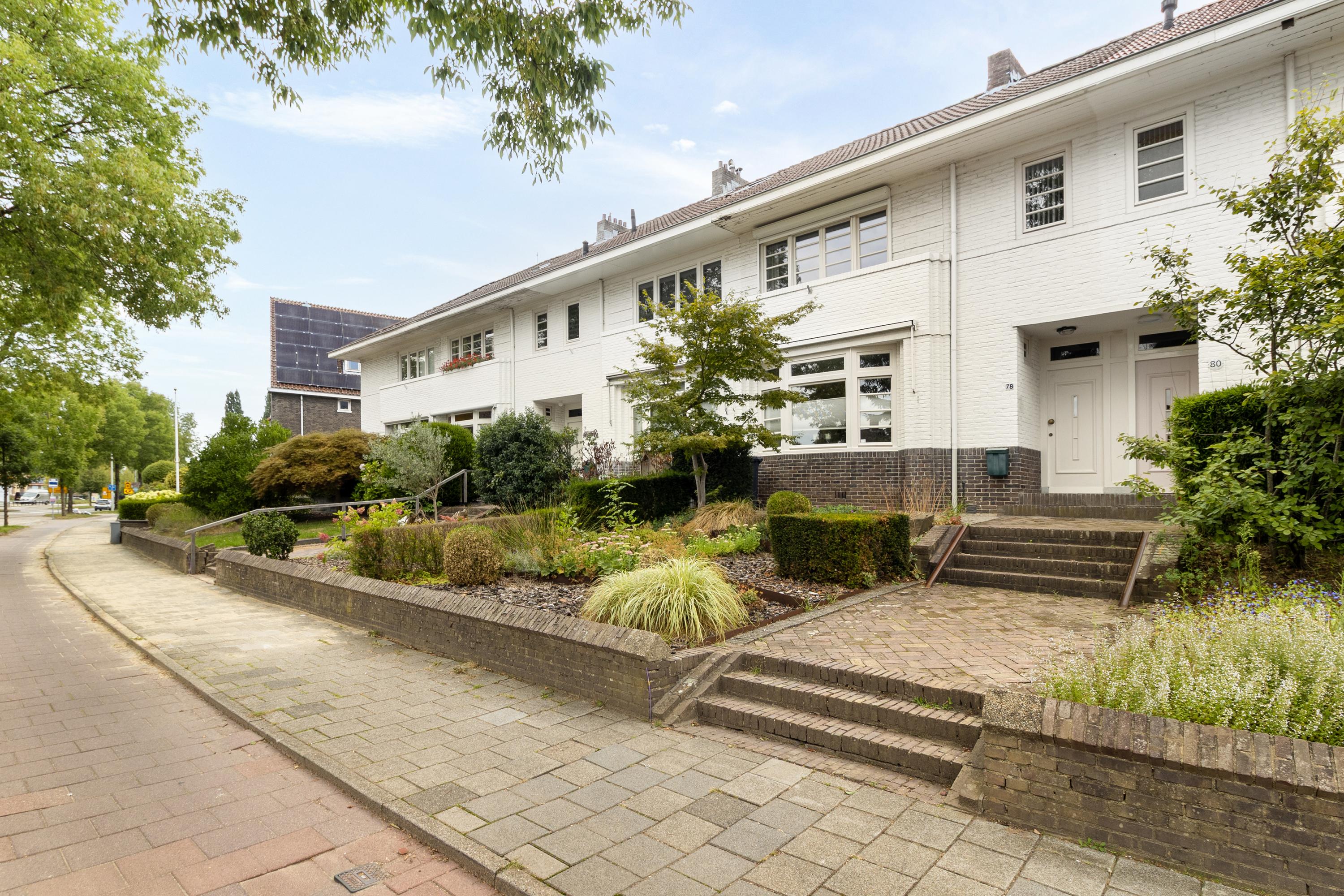 Tussenwoning te koop: Leyenbroekerweg 78, Sittard