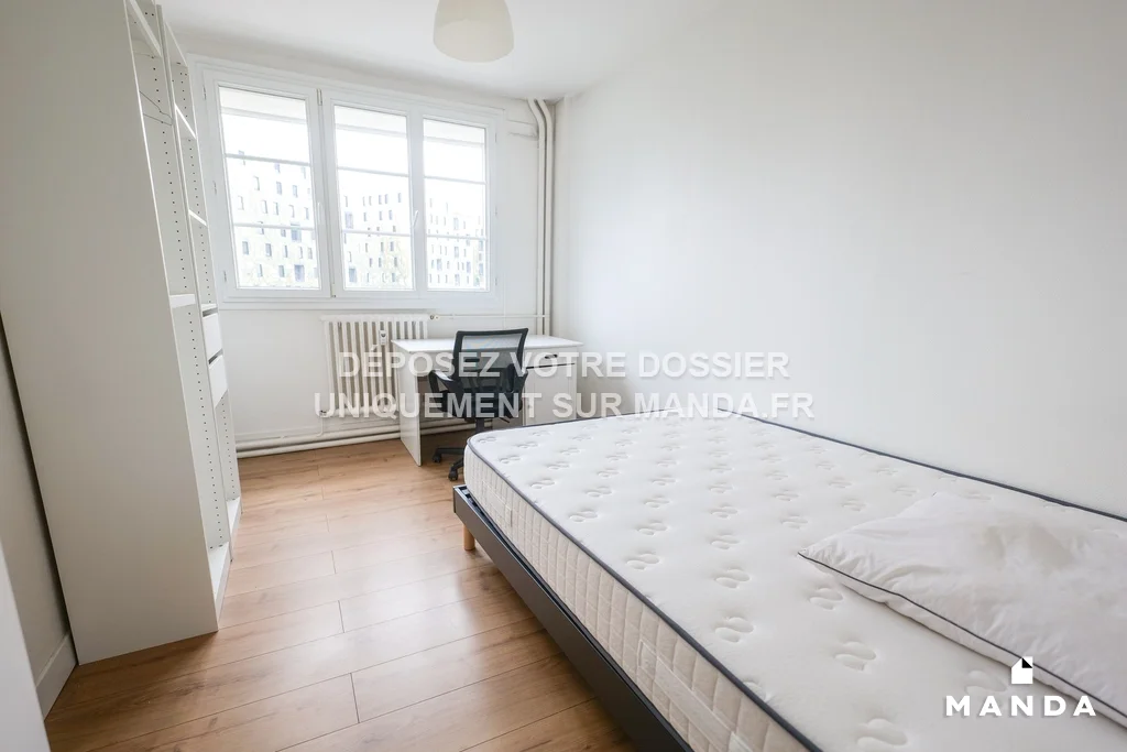 Room Rue Louis Dupied in Lille
