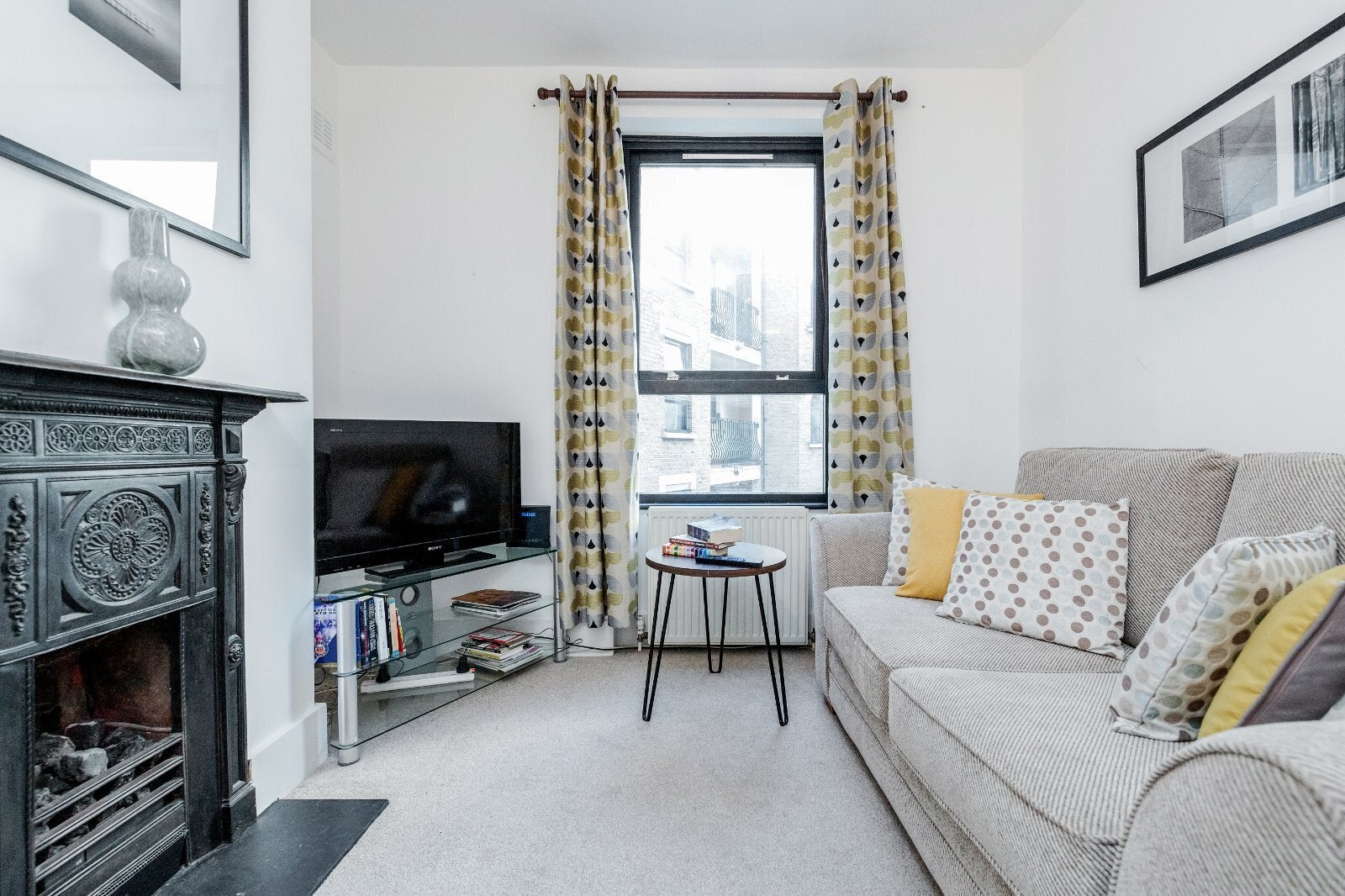 Flat Charing Cross Road in City of Westminster
