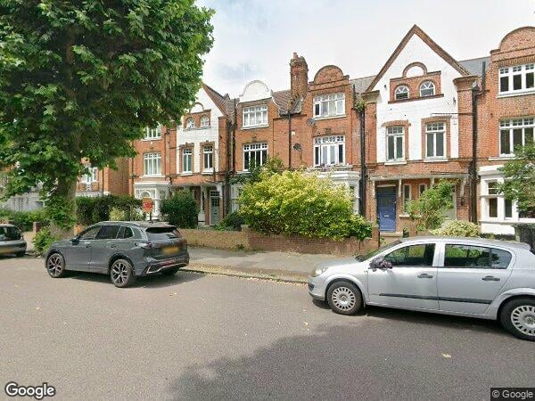 Flat St Margaret's Road in Greater London