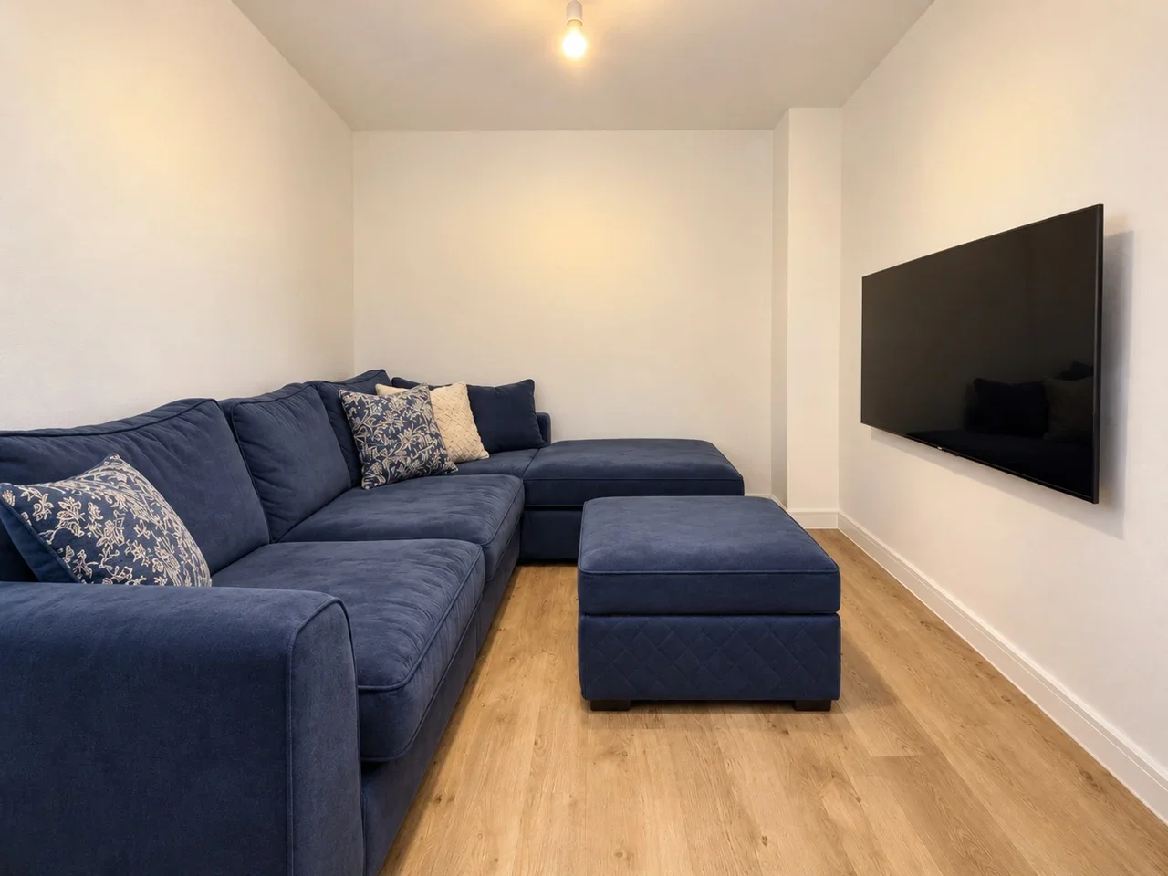 House Blackwater Close in Stevenage