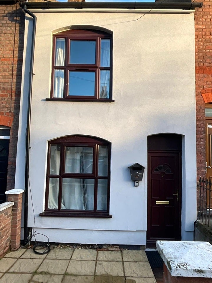 House Winsdon Path in Luton