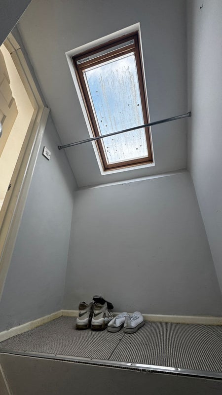 Room Southcroft Road in Greater London