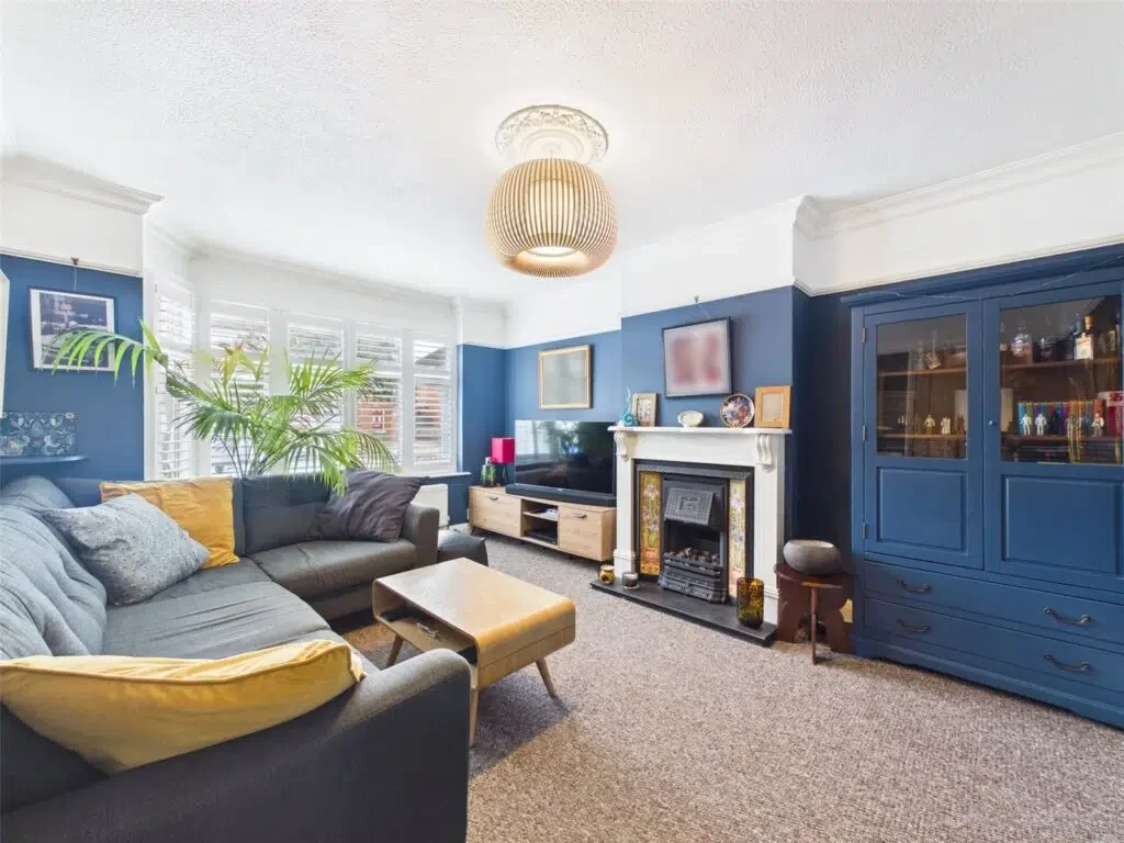 House Arle Drive in Cheltenham
