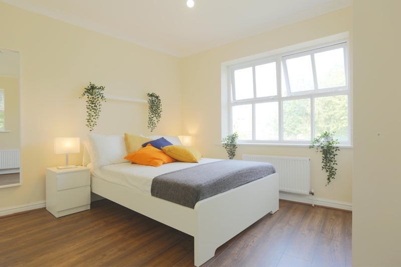 Room Milligan Street in Greater London