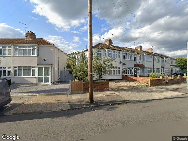 Room Percy Road in Greater London