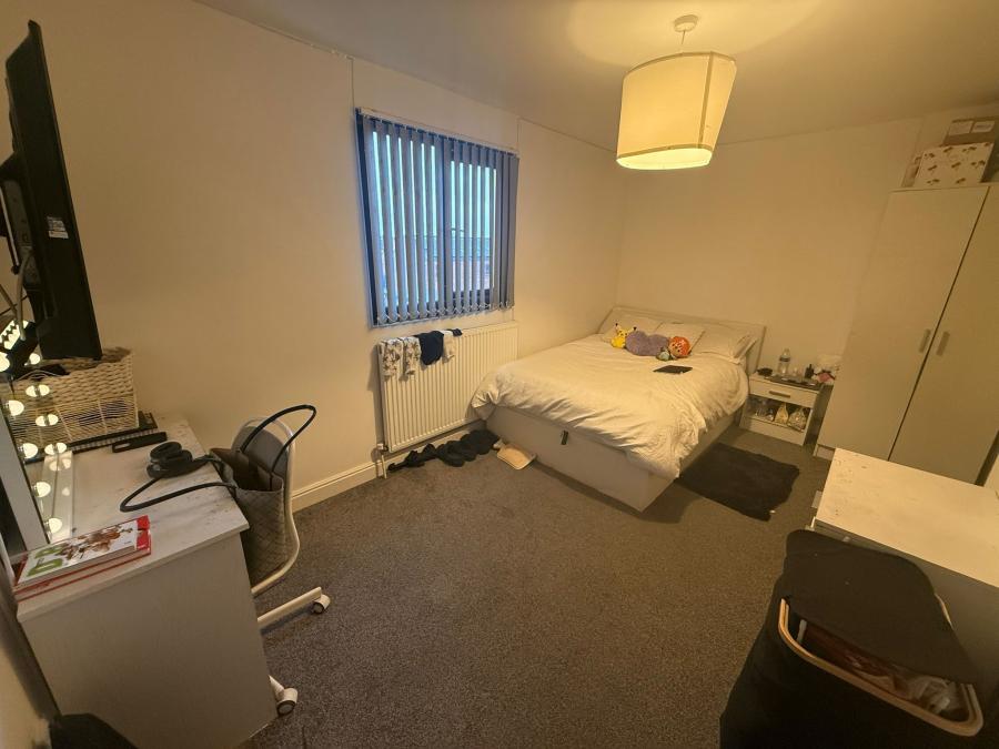 Room Wild Street in Derby