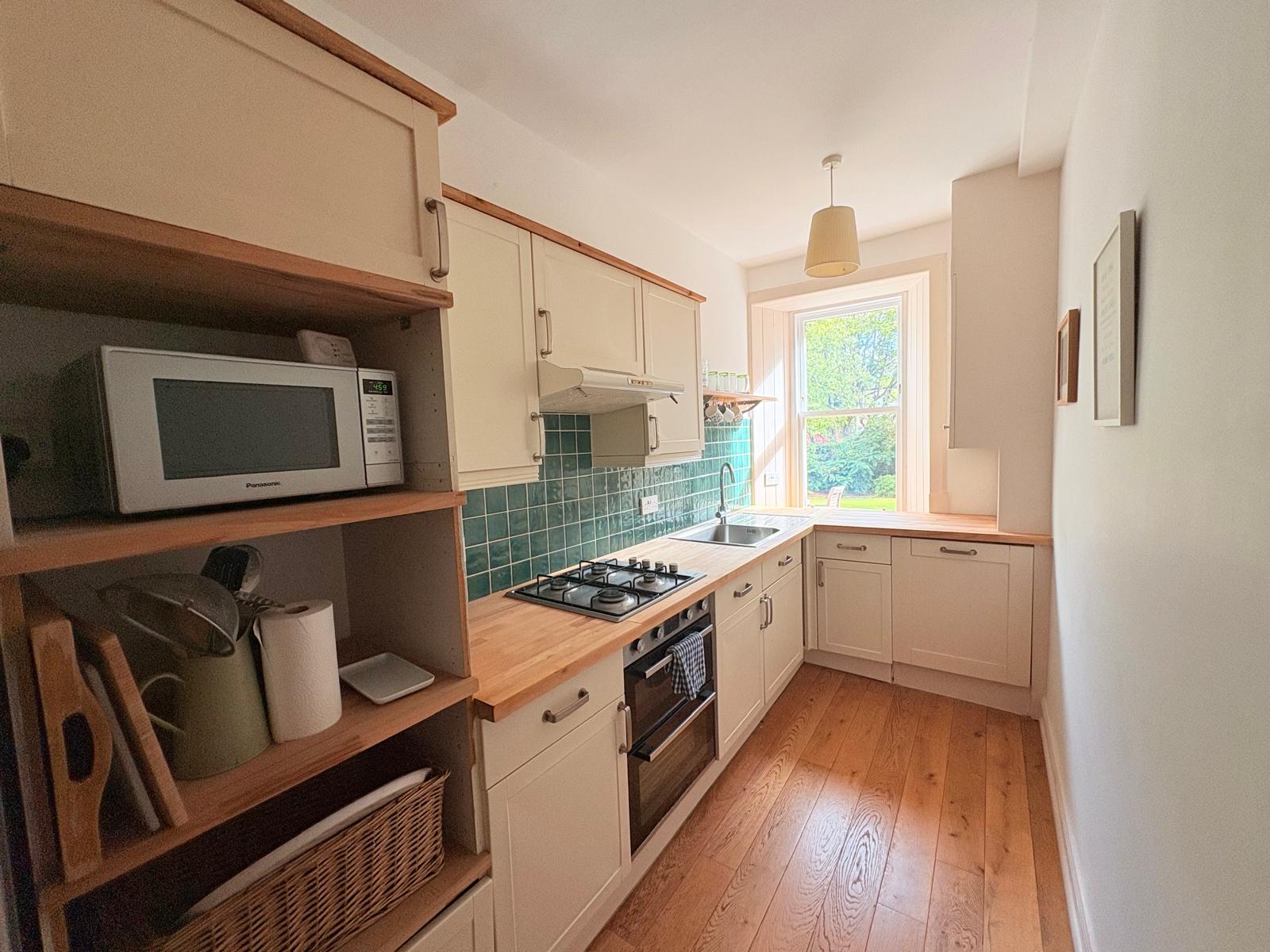 Flat Albert Terrace in City of Edinburgh