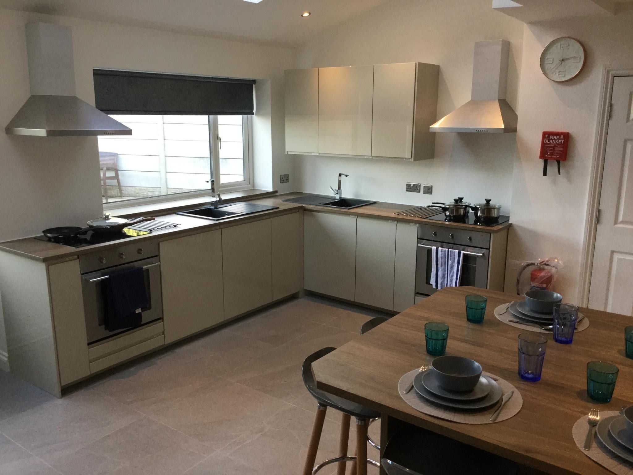 Room Darian Avenue in Manchester
