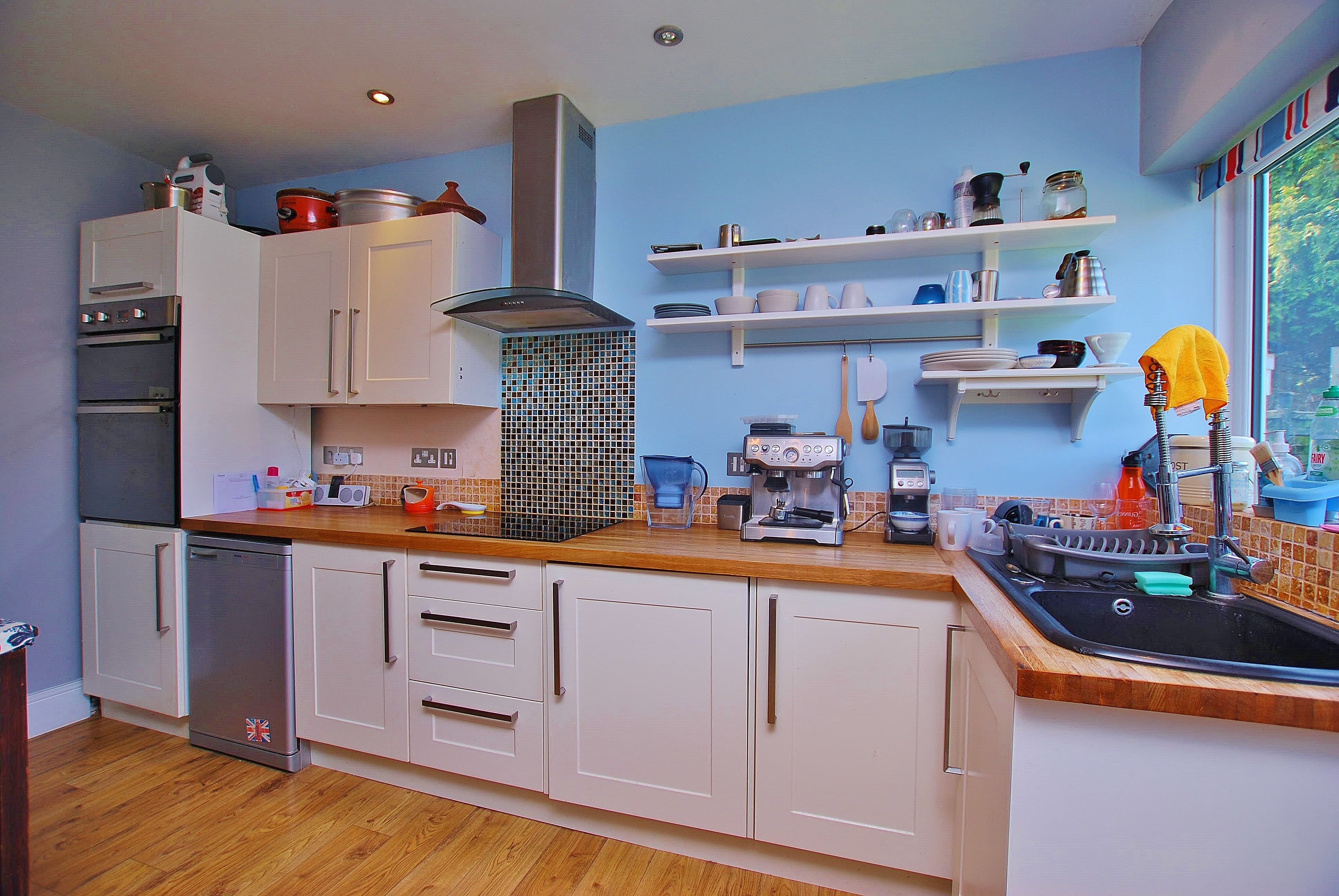 House Bryanstone Close in Guildford