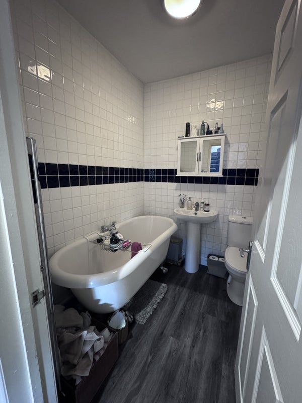 Room Great West Road in Greater London