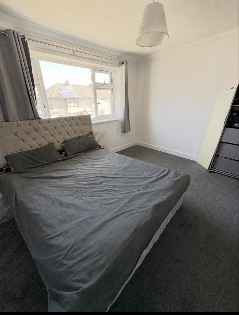 Flat Woodside Close in Greater London