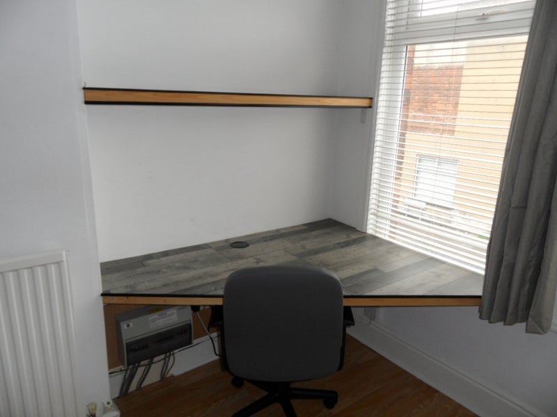 Room Ratcliffe Road in Charnwood