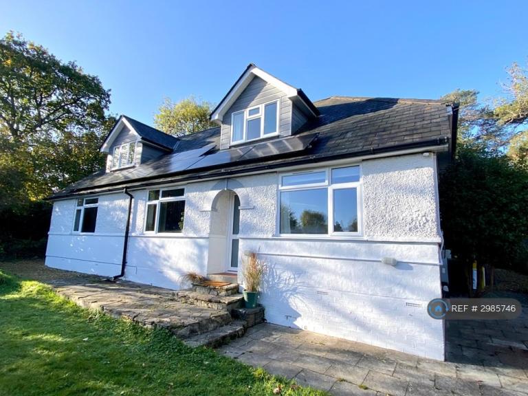 House Lower Buckland Road in New Forest