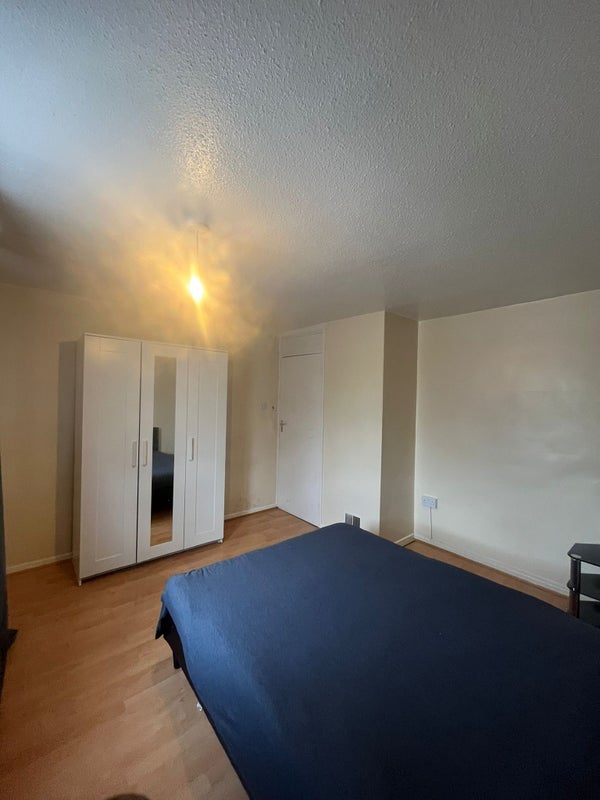 Room The Lindens in Greater London