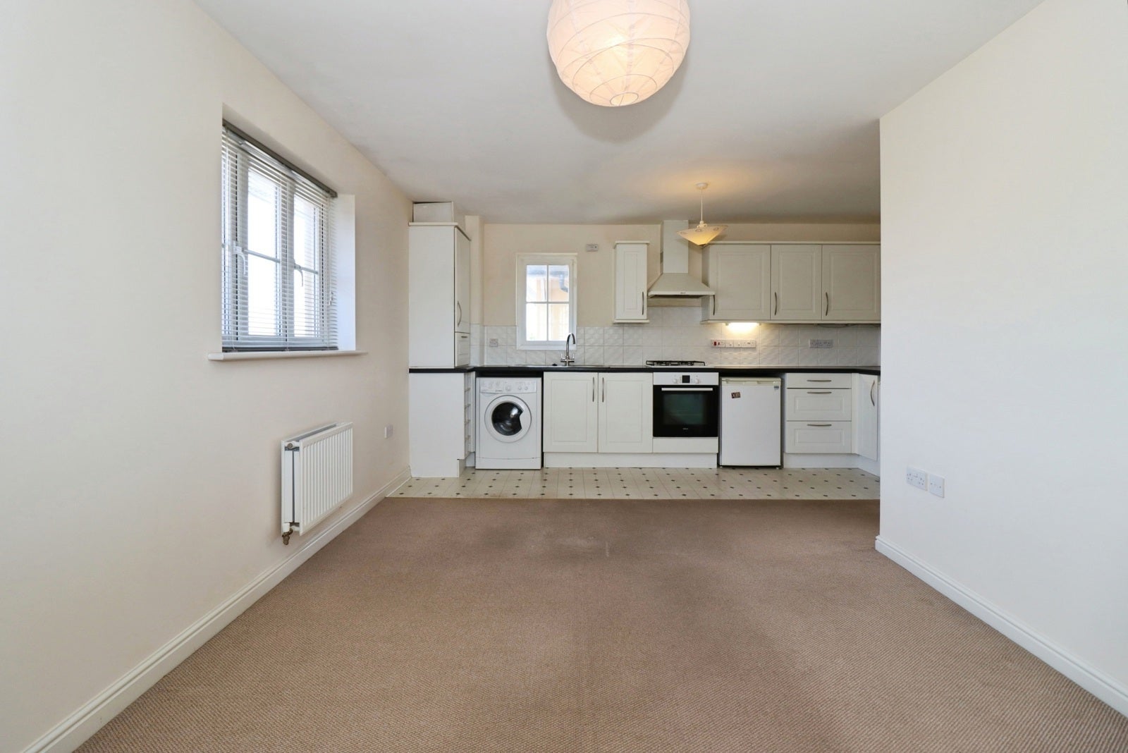 Flat Shepherds Walk in Bradley Stoke