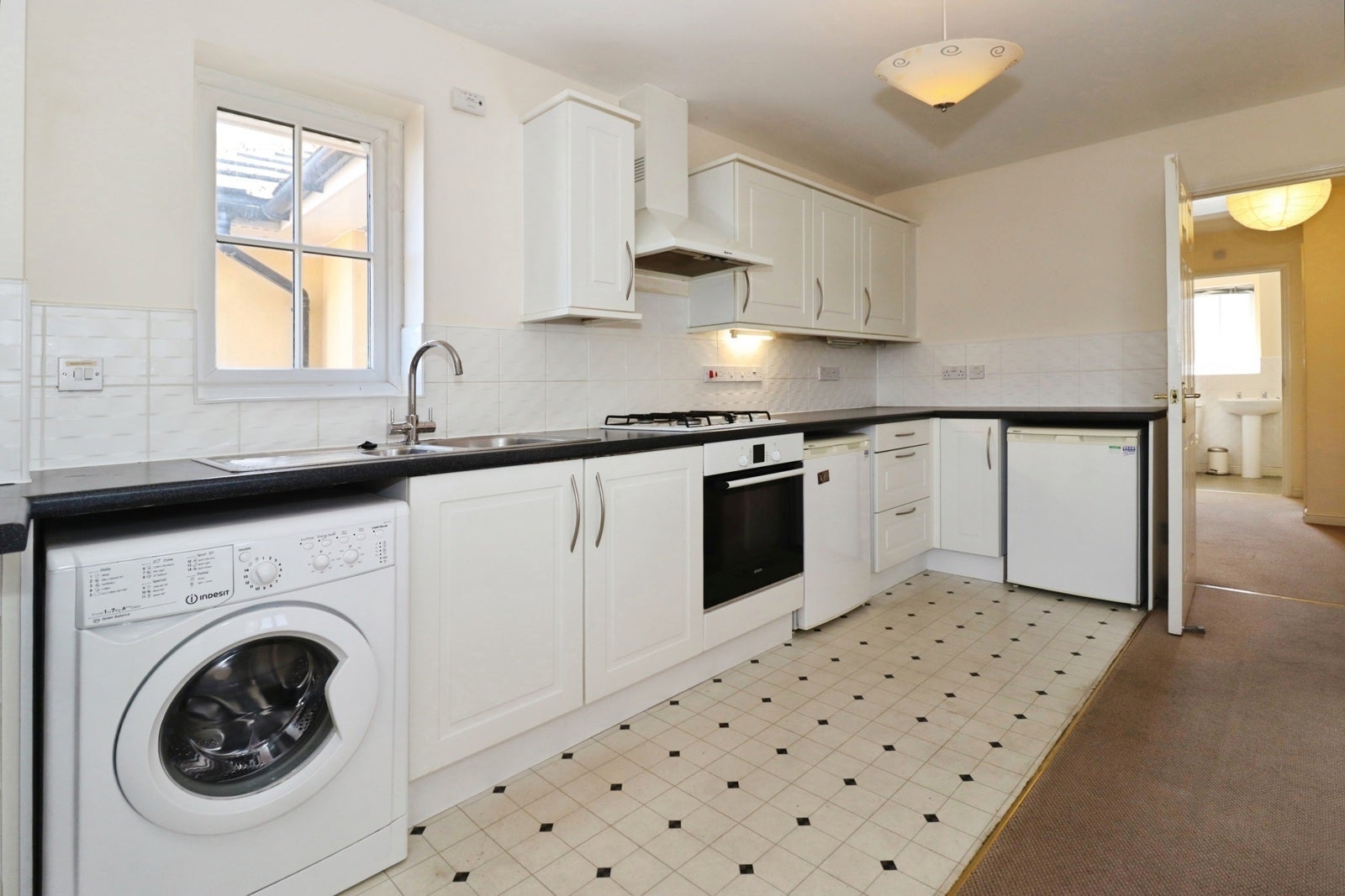 Flat Shepherds Walk in Bradley Stoke