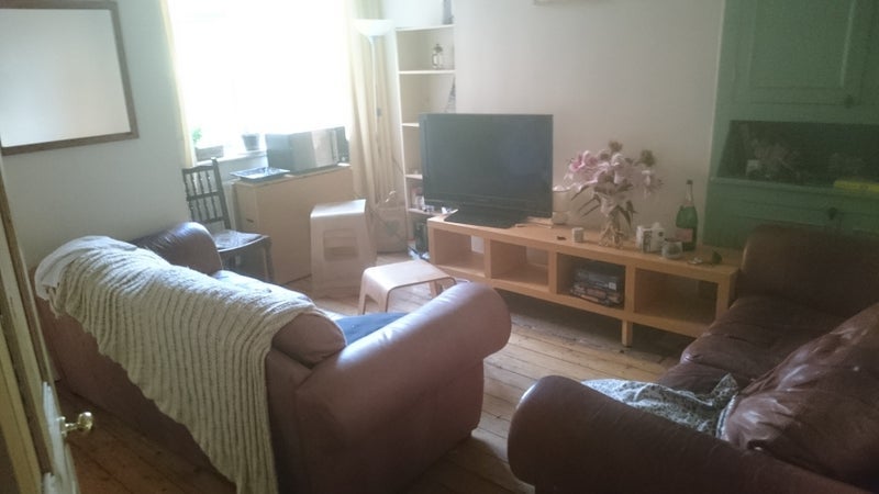 Room Bamford Road in Manchester