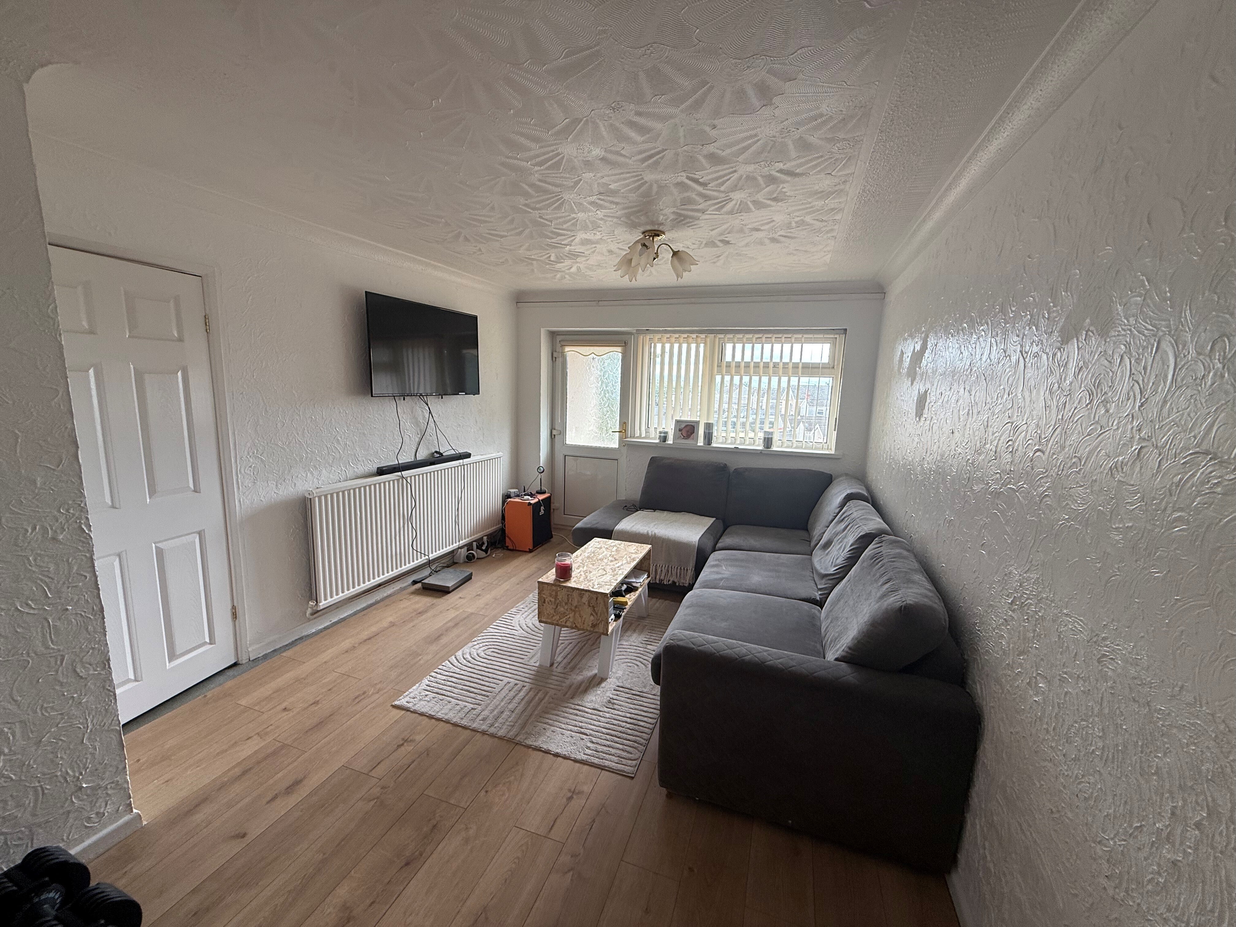Flat Embankment Road in Llanelli
