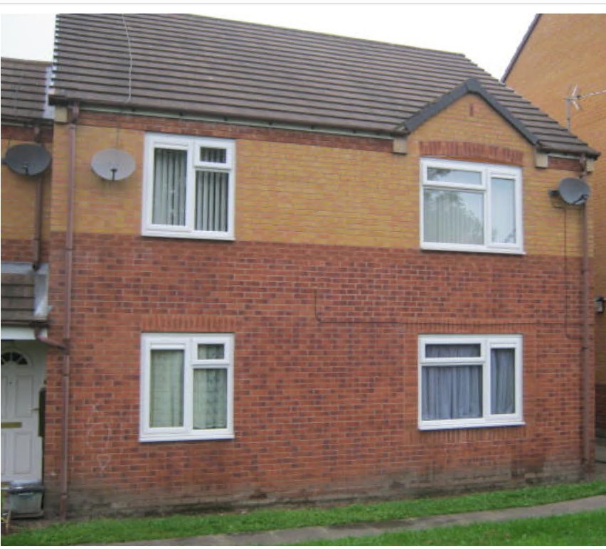 Flat Armstrong Drive in Wolverhampton