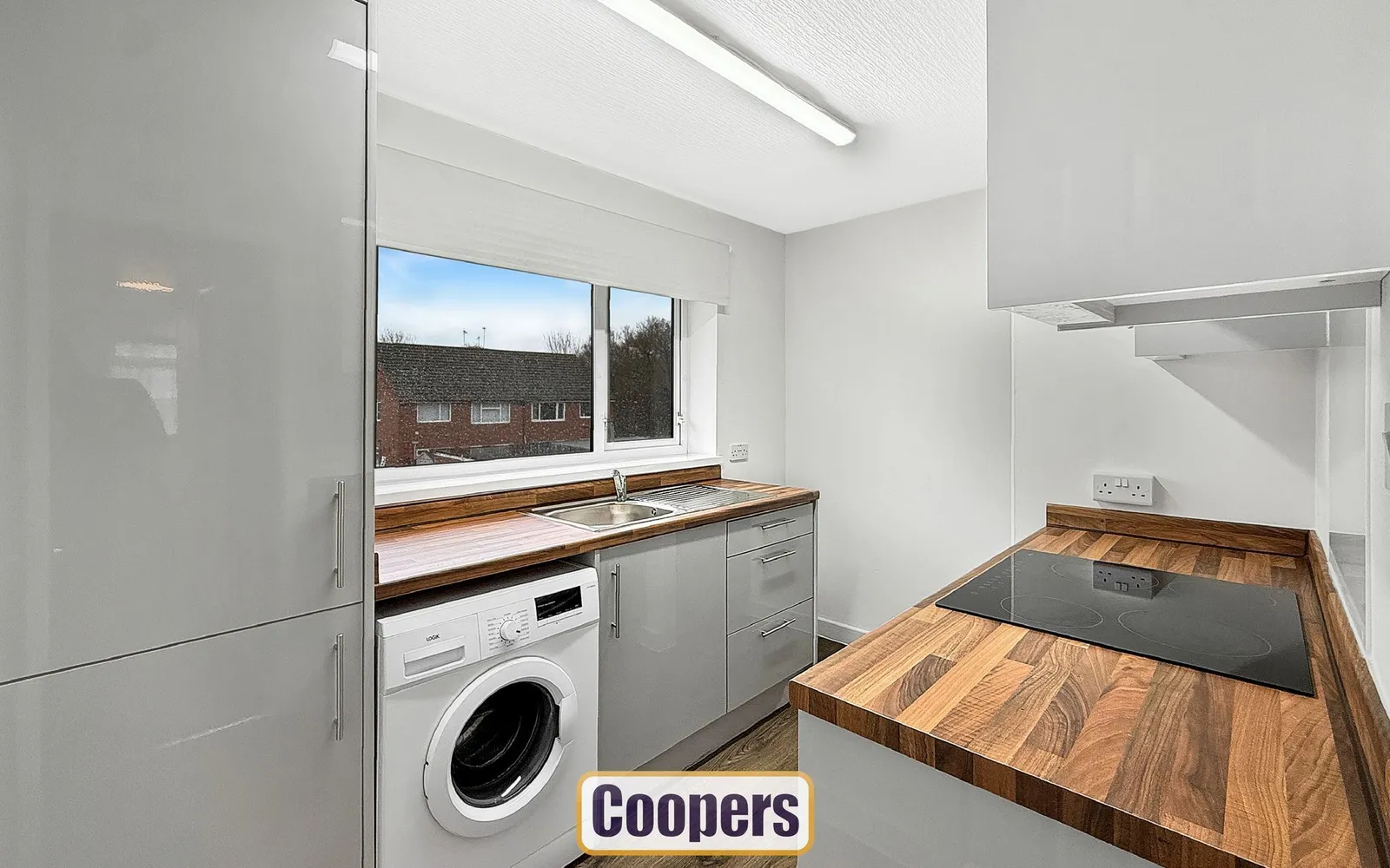 Flat Yarningale Road in Coventry