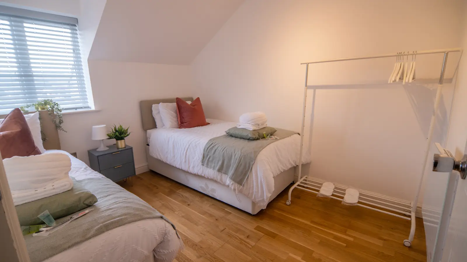 Flat Wilton Road in Greater London