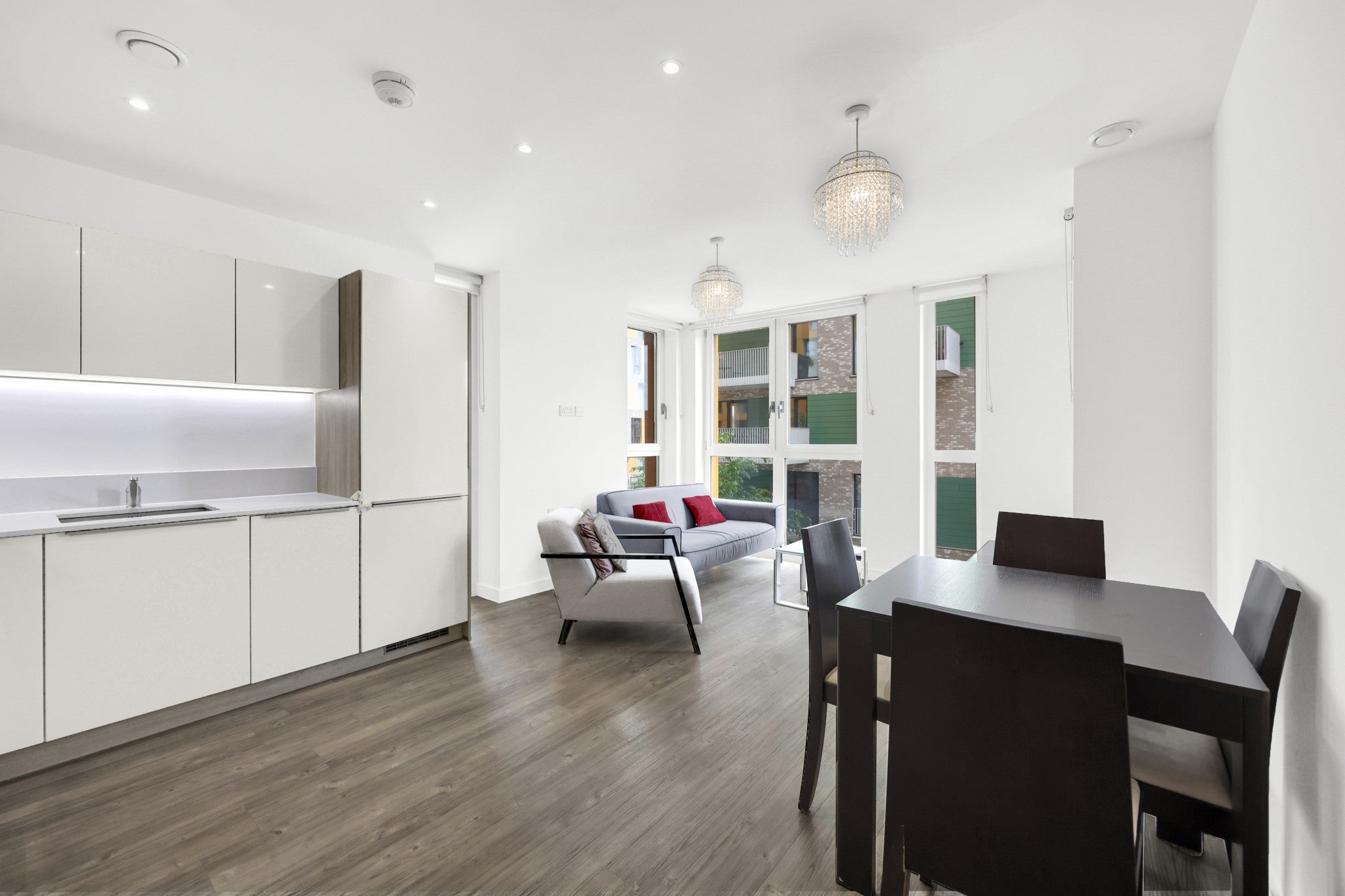 Flat Christchurch Way in Greater London