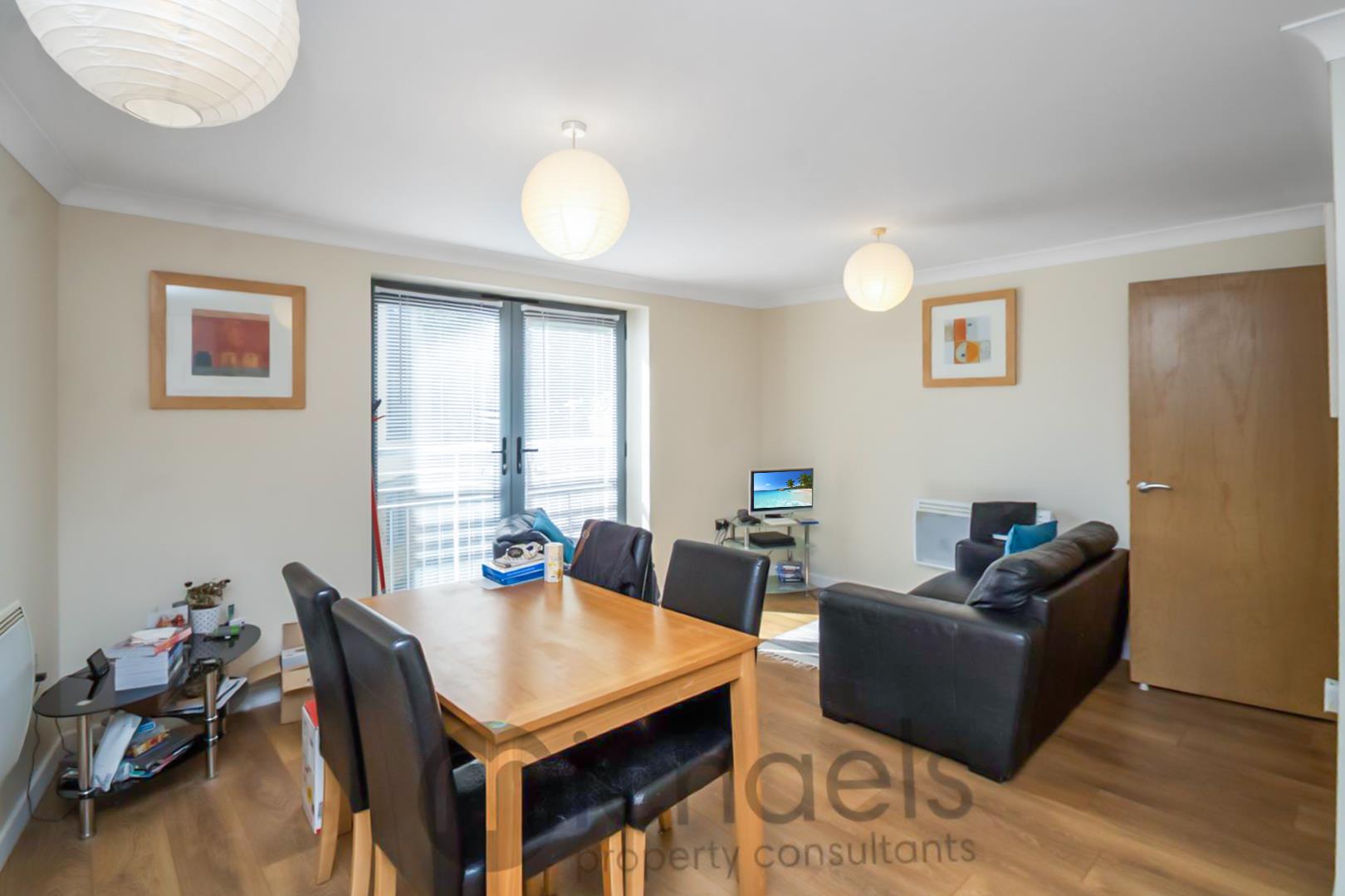 Flat Ballantyne Drive in Colchester