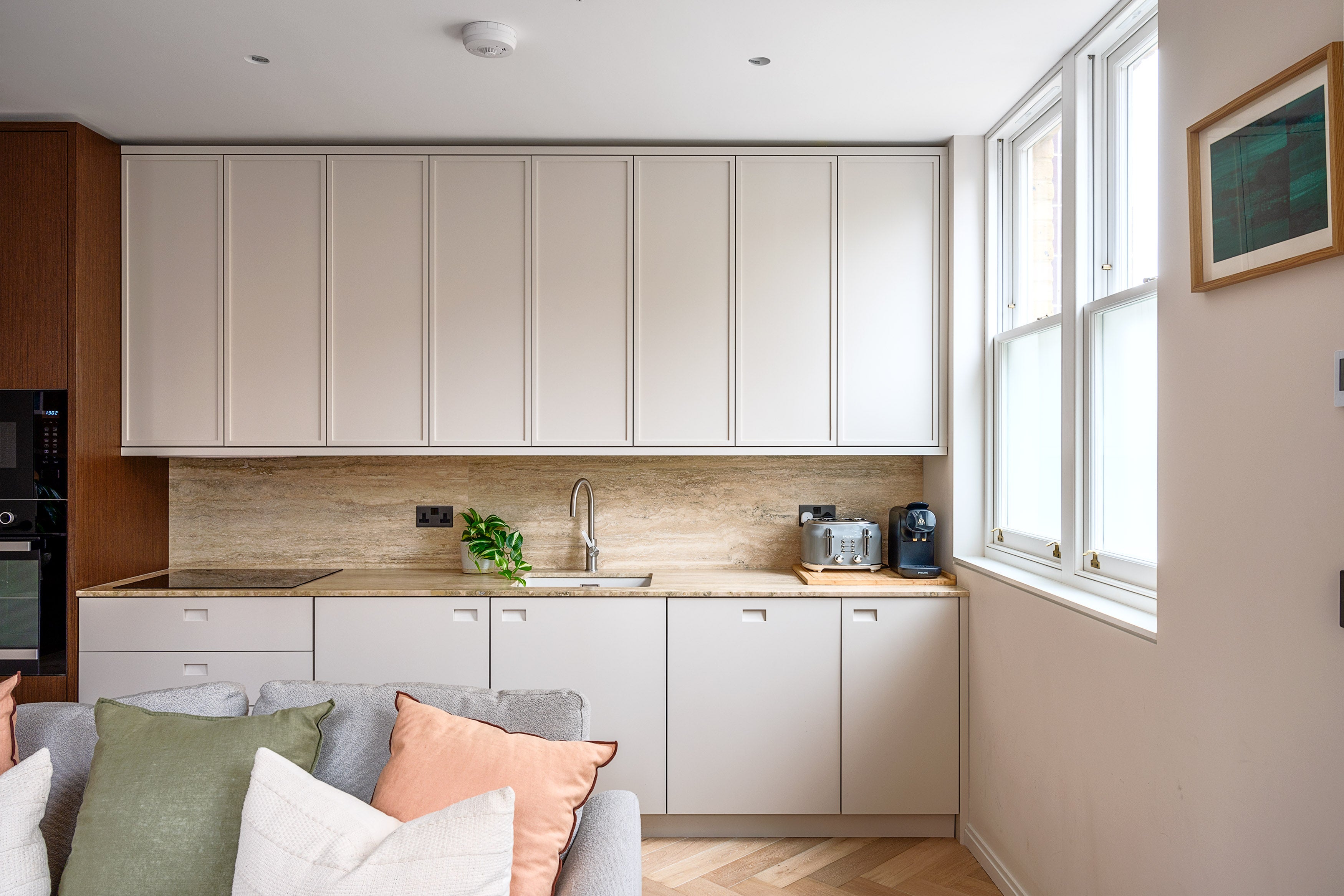 Flat Stukeley Street in Greater London
