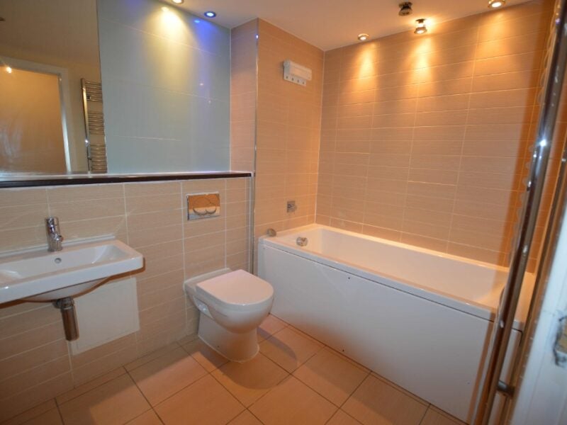Flat Hamilton Road in Cambuslang