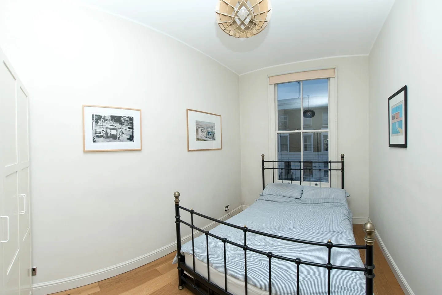 Flat Packington Street in Greater London