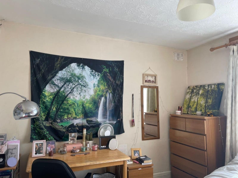 Room Eighth Avenue in Bristol