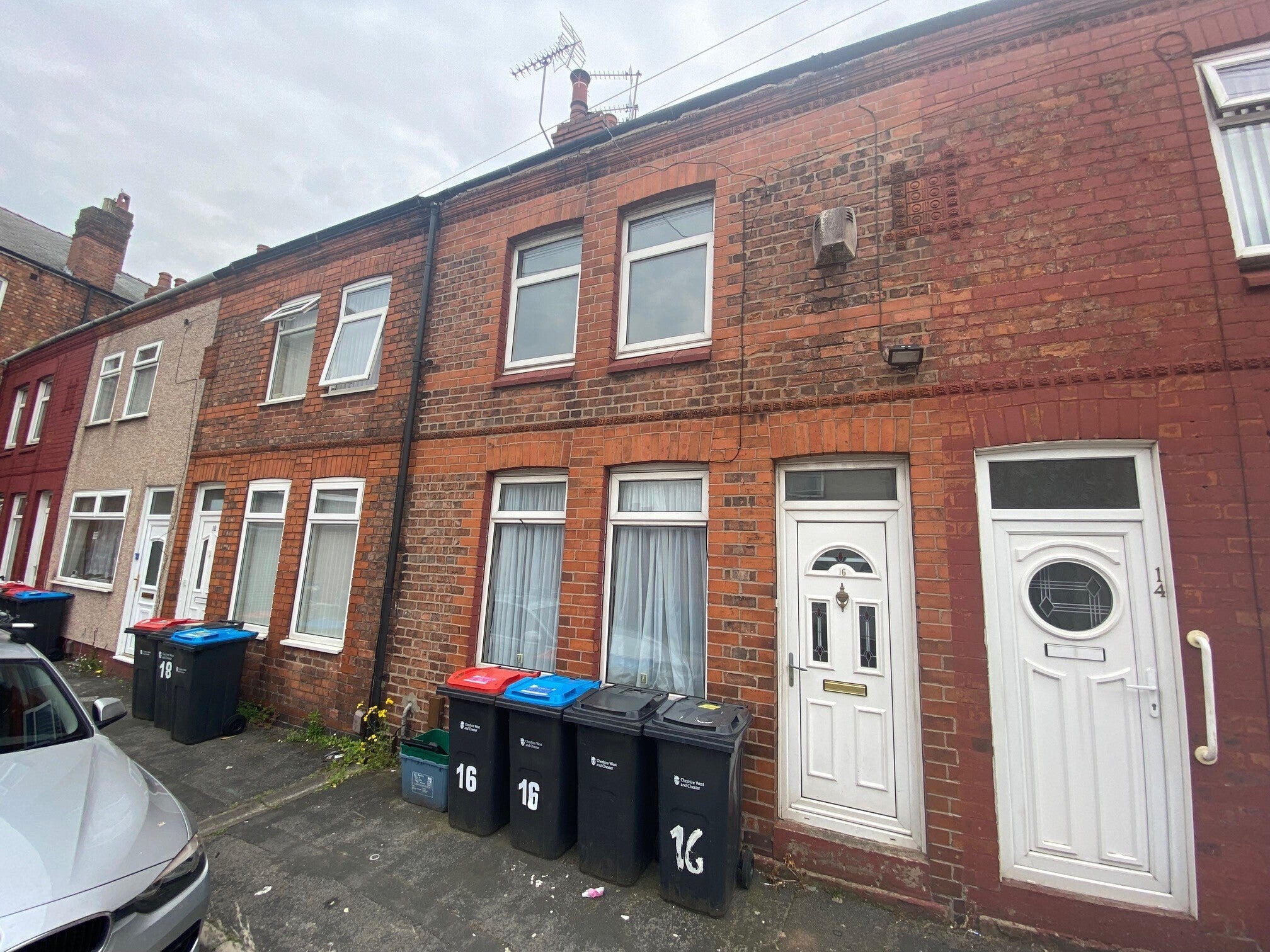 Flat Kingsley Road in Ellesmere Port