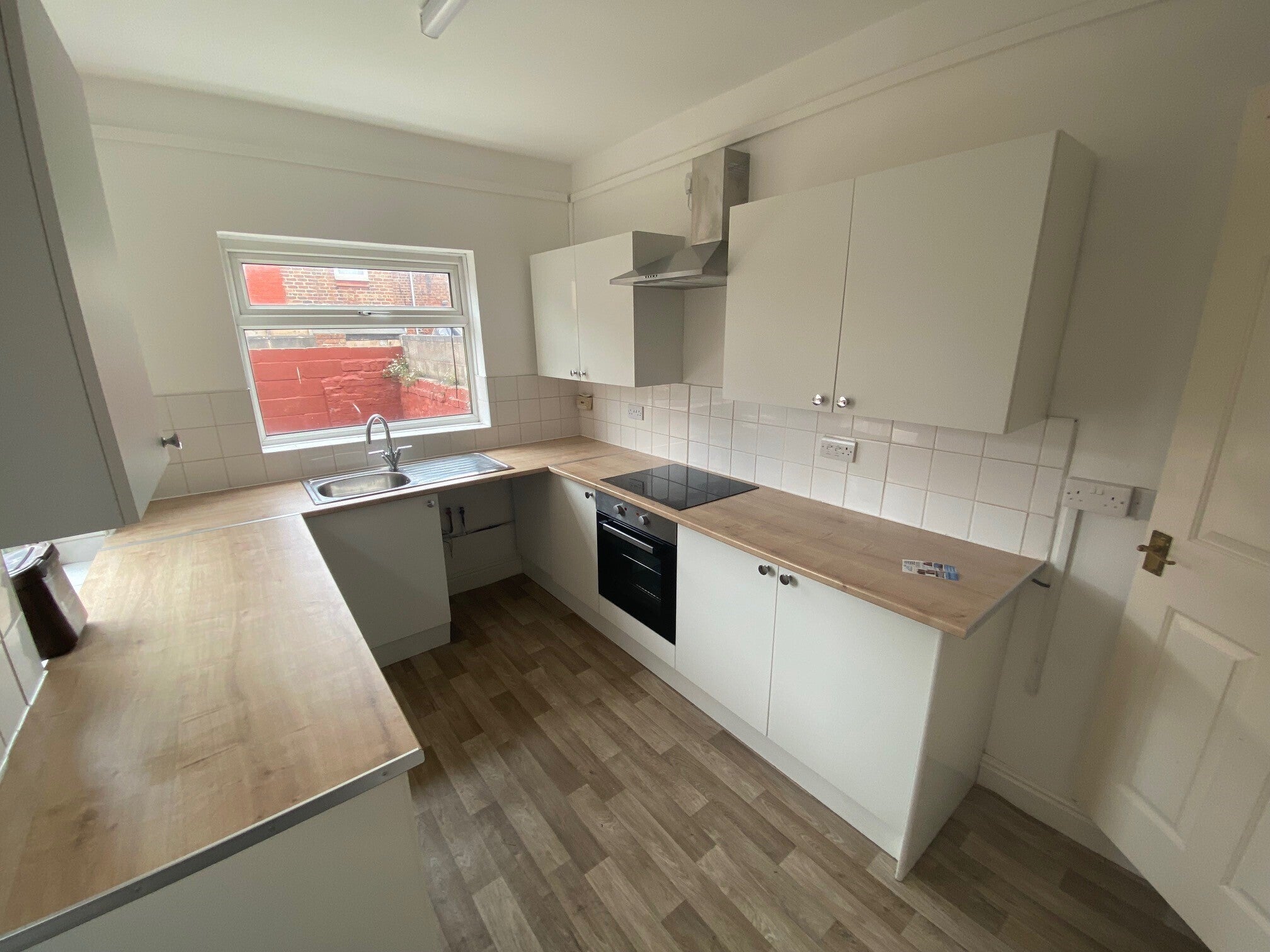 Flat Kingsley Road in Ellesmere Port