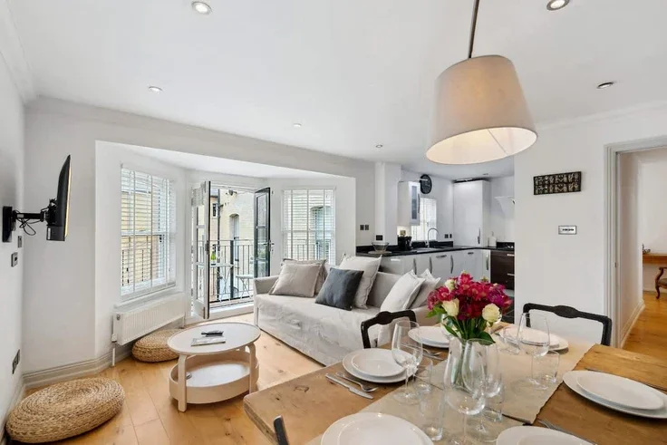 Flat Eaton Gardens in Portslade by Sea