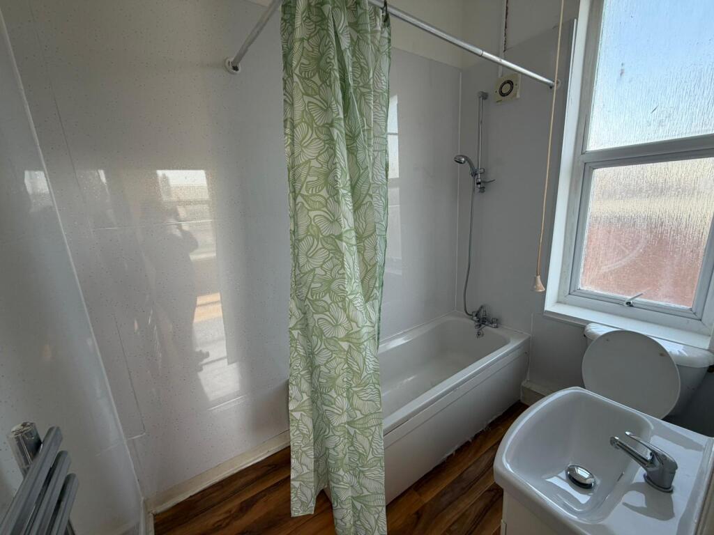 Flat Seaforth Vale West in Litherland