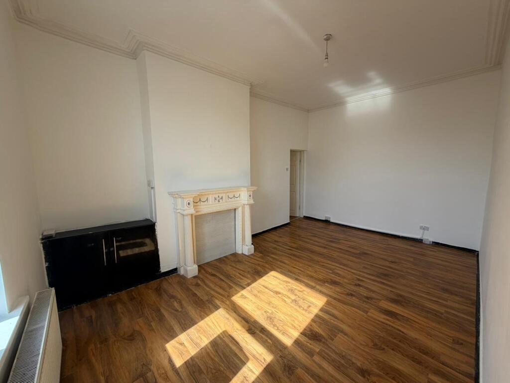 Flat Seaforth Vale West in Litherland