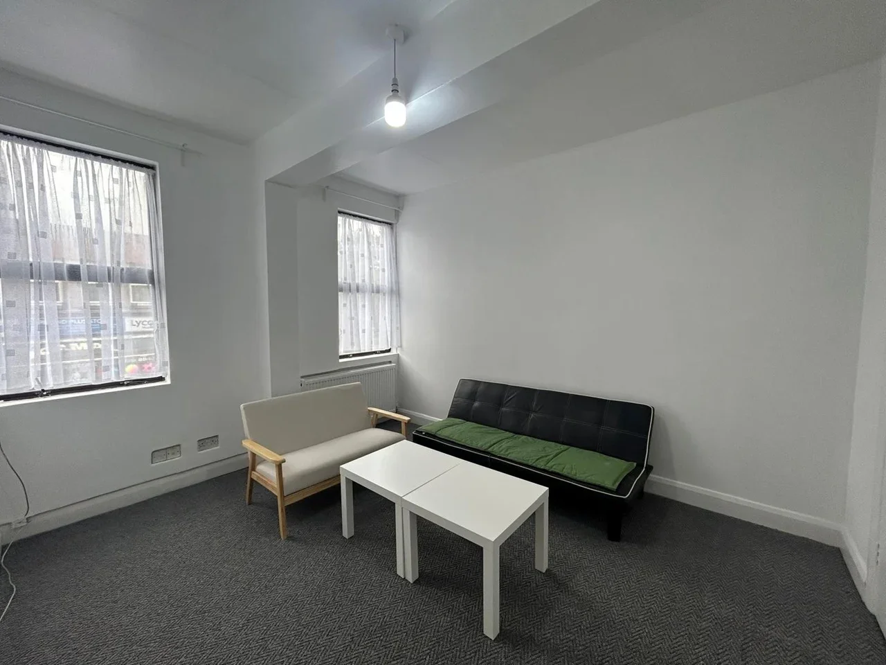 Flat Guru Nanak Road in Greater London