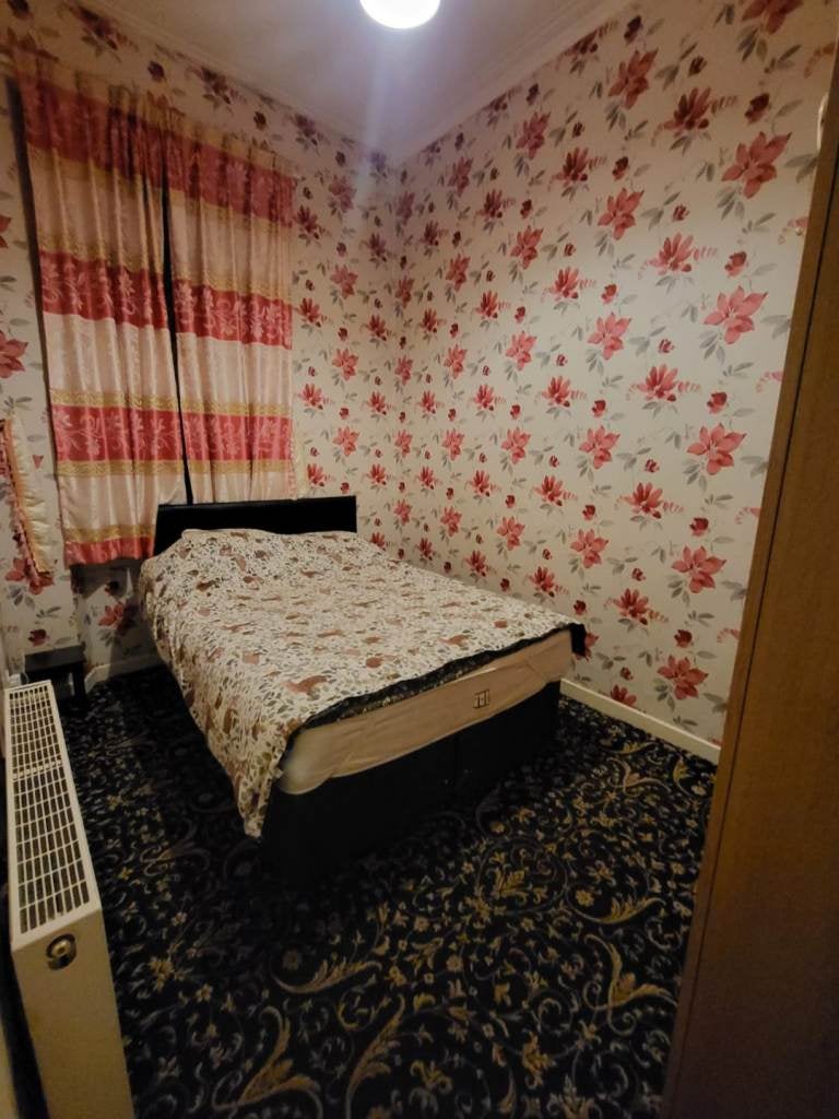 Flat Kintra Street in Glasgow