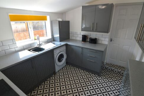 Flat Blundell Avenue in Cleethorpes