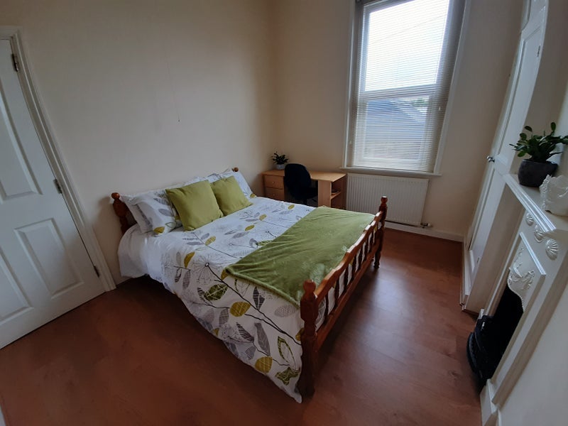 Room Talbot Road in Preston