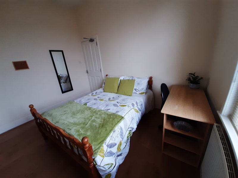 Room Talbot Road in Preston