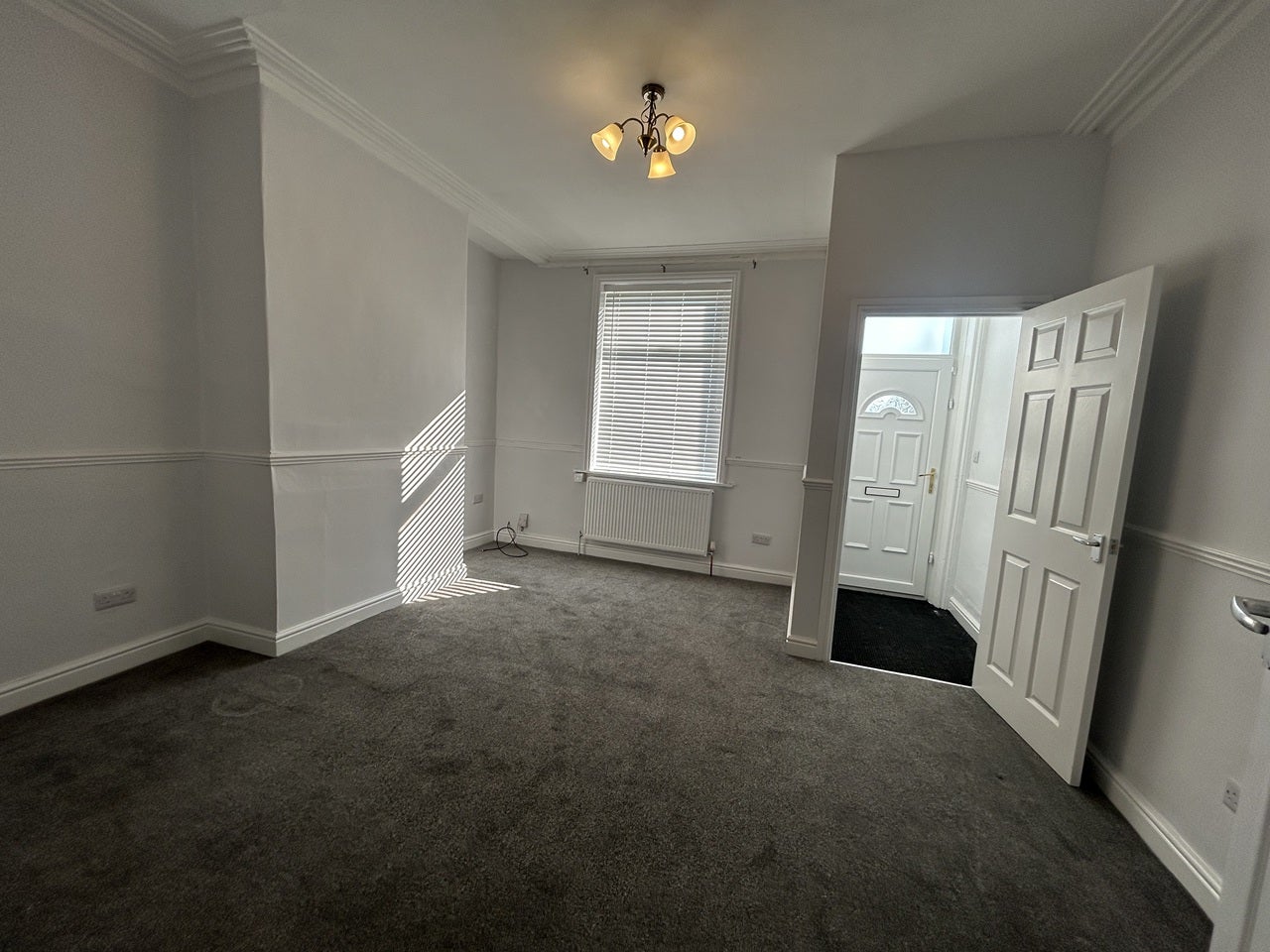 House Airedale Crescent in Bradford