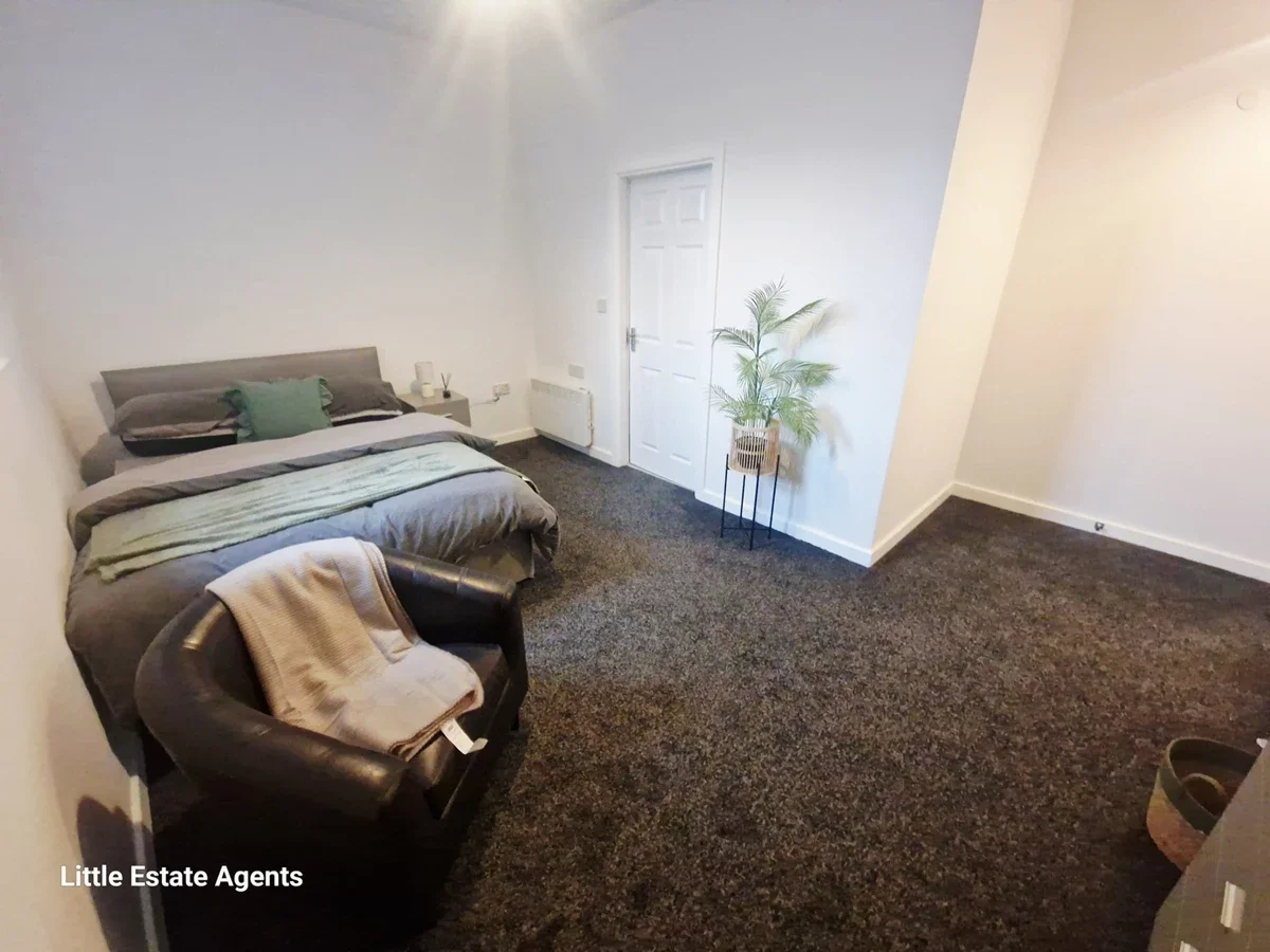 Room Claughton Street in St Helens